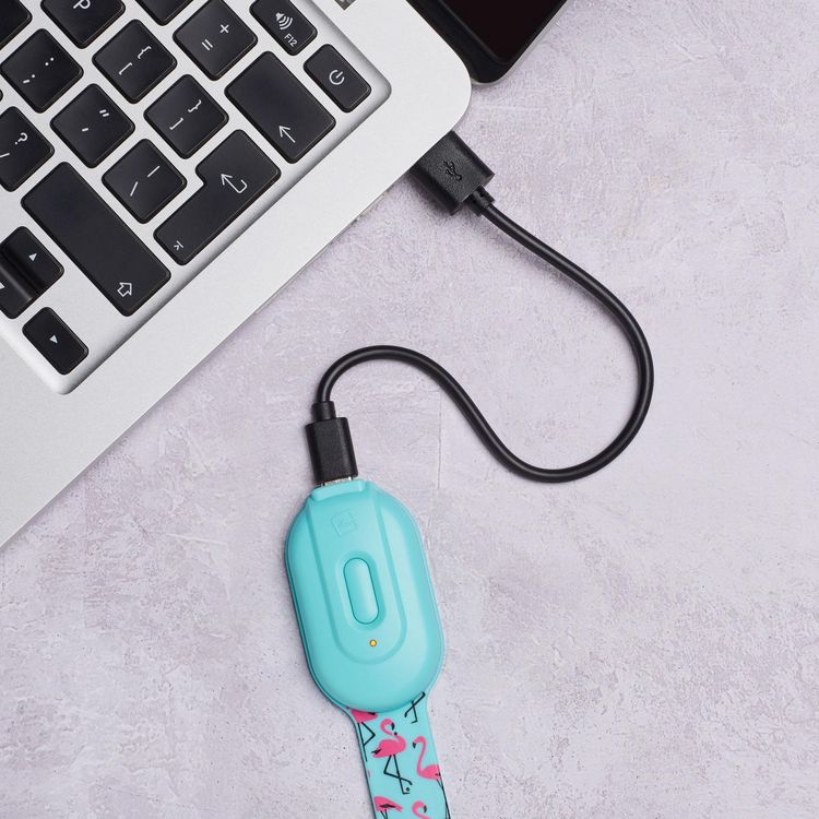Produktbild: Flexilight RC (Flamingo) - wiederaufladbares Leselicht - 2 in 1 Leselampe & Lesezeichen - LED Leselicht - Geschenk für Leser, Buchliebhaber - Deutsche