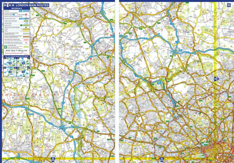 Produktbild: Great Britain & Northern Ireland A-Z Road Atlas 2025 (A3 Paperback)