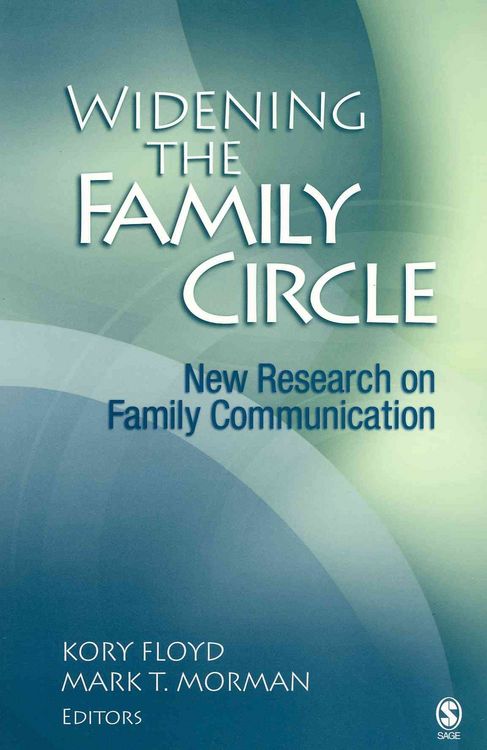 Produktbild: Widening the Family Circle + Family Communication
