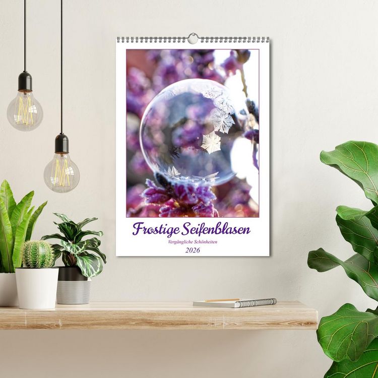 Produktbild: Frostige Seifenblasen (Wandkalender 2026 DIN A3 hoch), CALVENDO Monatskalender