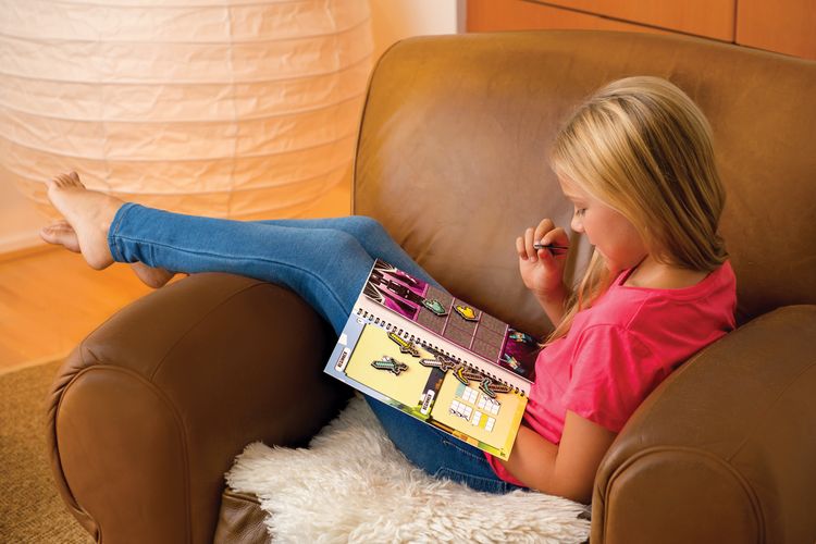 Produktbild: ThinkFun Minecraft: Das Magnetische-Reisespiel - Logikspiel ab 8 Jahre