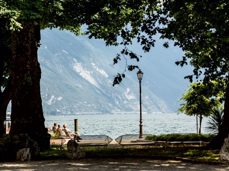 Produktbild: CALVENDO Puzzle Riva del Garda | 1000 Teile Lege-Gr&ouml;&szlig;e 64x48cm Foto-Puzzle f&uuml;r gl&uuml;ckliche Stunden