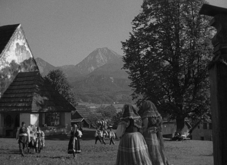 Produktbild: Anuschka - Limited Mediabook (Kinofassung, komplett restauriert, 16-seitiges Booklet, Blu-ray+DVD, auf 500 St&uuml;ck limitiert)