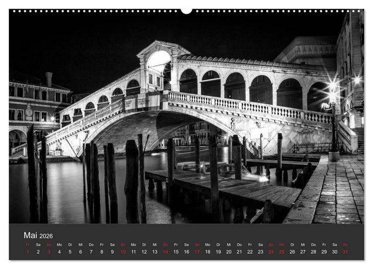 Produktbild: URBANE FOTOGRAFIE Zw&ouml;lf klassische Impressionen (hochwertiger Premium Wandkalender 2026 DIN A2 quer), Kunstdruck in Hochglanz