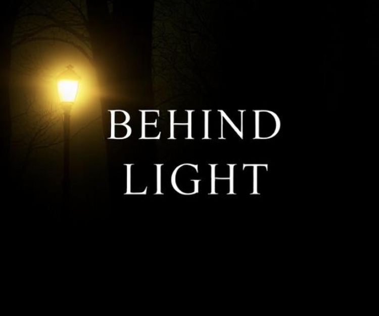 Produktbild: Behind Light