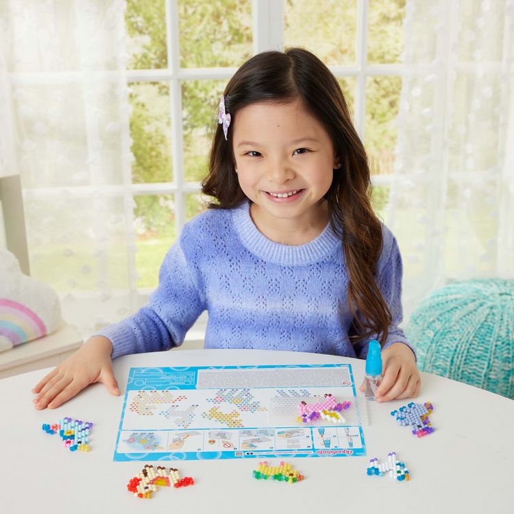 Produktbild: Aquabeads Einhorn Freunde Bastelset