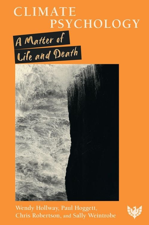 Produktbild: Climate Psychology : A Matter of Life and Death