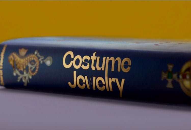 Produktbild: Costume Jewelry