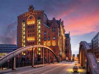 Produktbild: CALVENDO Puzzle Maritimmuseum in der Speicherstadt | 1000 Teile Lege-Gr&ouml;&szlig;e 64x48cm Foto-Puzzle f&uuml;r gl&uuml;ckliche Stunden