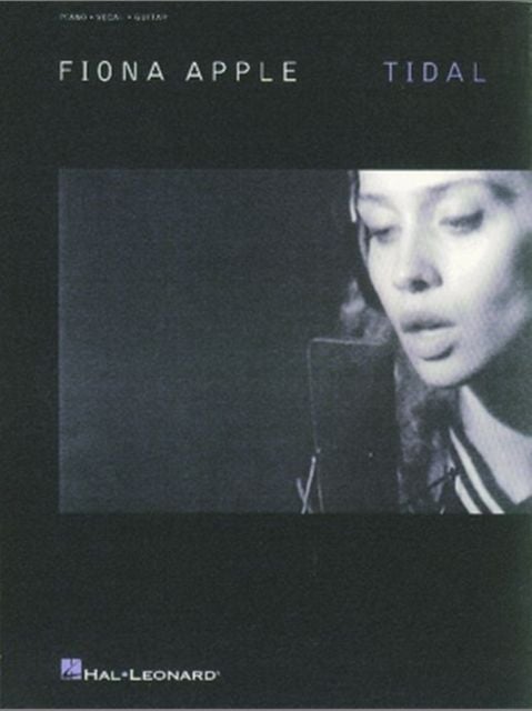 Produktbild: Fiona Apple - Tidal Songbook for Piano Vocal Guitar Grammy-Winning Alternative Rock Sheet Music Collection Artist Songbook Featuring Criminal and 9 Tracks Piano Sheet Music for Rock Vocalists