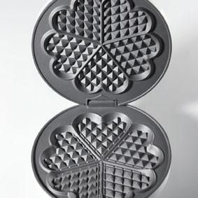 Produktbild: Cloer 1629 Herz-Waffeleisen mit manueller Temperatureinstellung Edelstahl, Schwarz