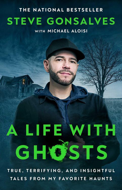 Produktbild: A Life with Ghosts
