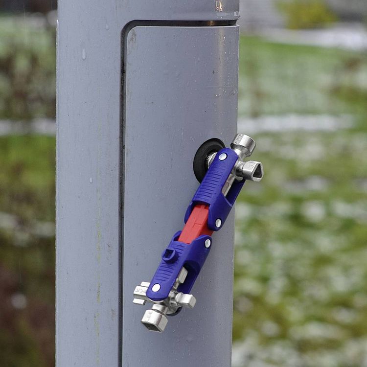 Produktbild: Knipex 00 11 06 V04 00 11 06 V04 Universalschl&uuml;ssel JointKey Quadro f&uuml;r g&auml;ngige Absperrsysteme 63mm Schaltschrankschl&uuml;ssel
