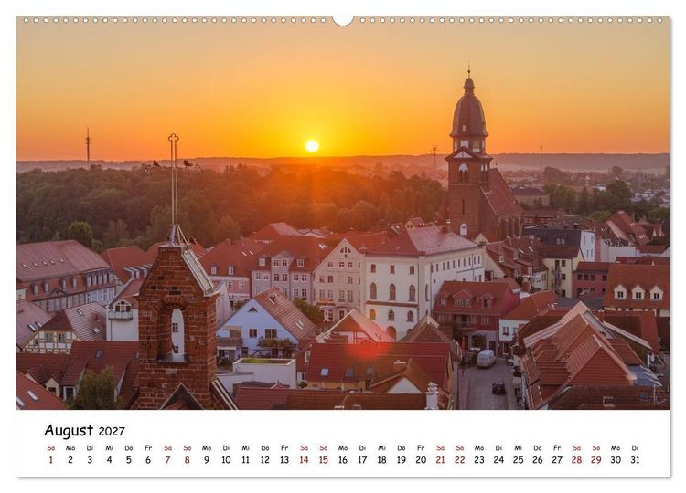 Produktbild: Waren M&uuml;ritz Besondere Ausblicke, Pl&auml;tze und Perspektiven (hochwertiger Premium Wandkalender 2027 DIN A2 quer), Kunstdruck in Hochglanz