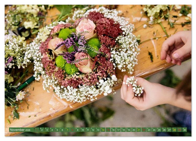 Produktbild: FLORISTIK - Im Reich der Blumen (Tischkalender 2026 DIN A5 quer), CALVENDO Monatskalender