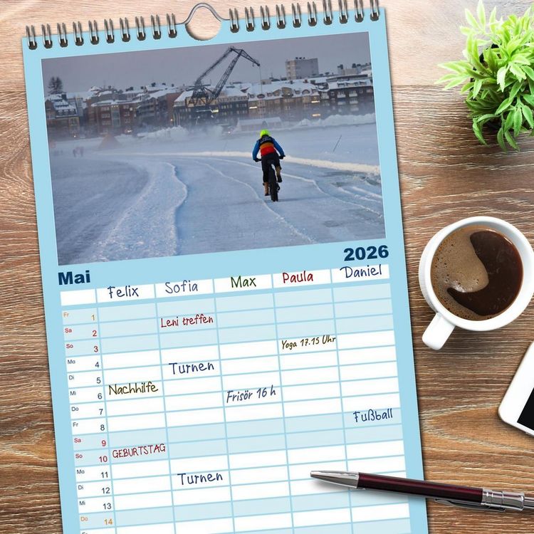 Produktbild: Familienplaner 2026 - Lulea - Wintertraum in Schwedisch Lappland mit 5 Spalten (Wandkalender, 21 x 45 cm) CALVENDO