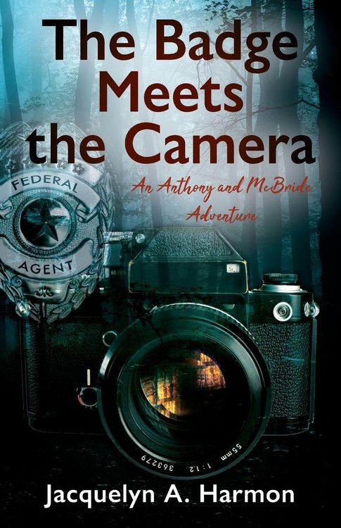 Produktbild: The Badge Meets the Camera