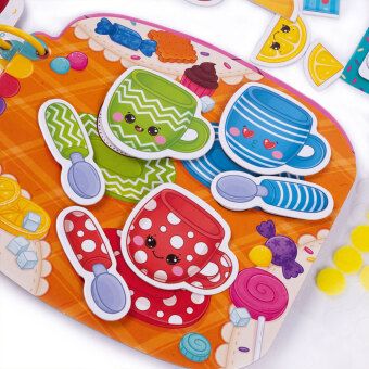 Produktbild: Lernspiel Roter K&auml;fer Busy Book mit Klettverschluss Die Leckereien RK1170-03