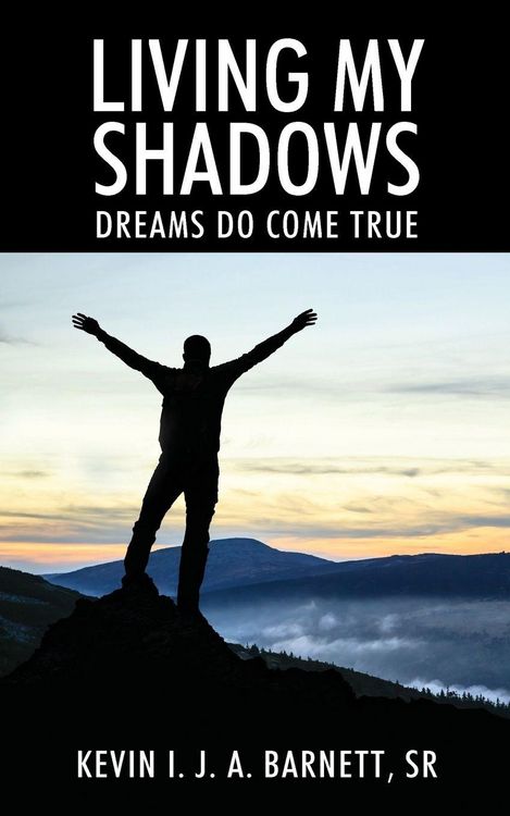 Produktbild: Living My Shadows