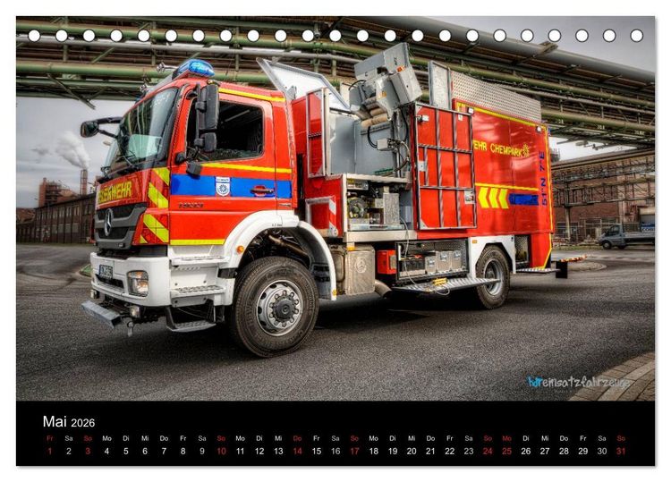 Produktbild: Einsatzfahrzeuge der Feuerwehr (Tischkalender 2026 DIN A5 quer), CALVENDO Monatskalender