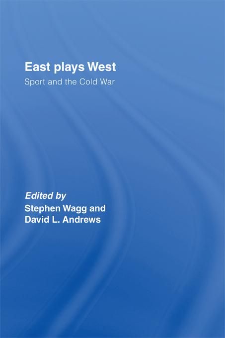 Produktbild: East Plays West