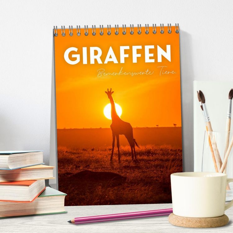 Produktbild: Giraffe - Bemerkenswerte Tiere. (Tischkalender 2026 DIN A5 hoch), CALVENDO Monatskalender