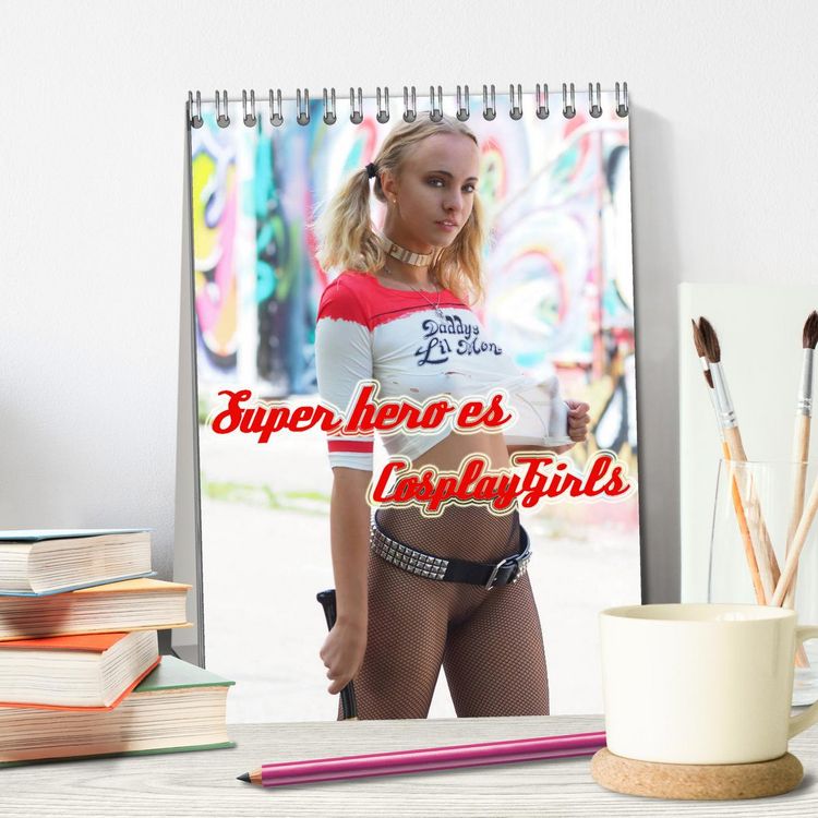 Produktbild: Superheroes Cosplay Girls (Tischkalender 2026 DIN A5 hoch), CALVENDO Monatskalender