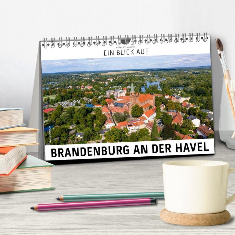 Produktbild: Ein Blick auf Brandenburg an der Havel (Tischkalender 2026 DIN A5 quer), CALVENDO Monatskalender