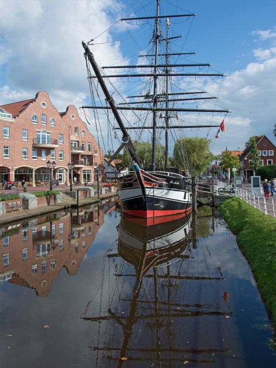 Produktbild: CALVENDO Puzzle Brigg "Frederike von Papenburg" | 1000 Teile Lege-Gr&ouml;&szlig;e 64x48cm Foto-Puzzle f&uuml;r gl&uuml;ckliche Stunden