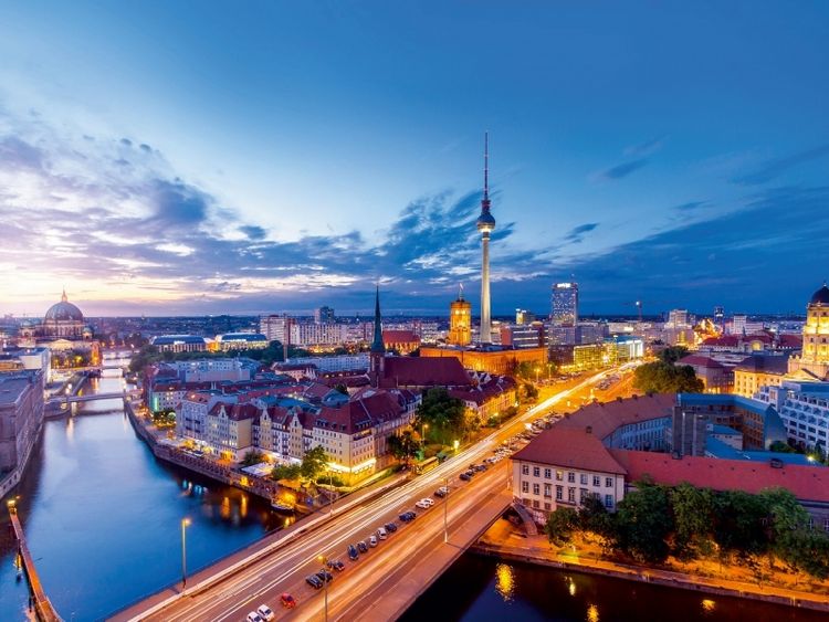 Produktbild: Berlin City Skyline - Panoramablick von der Fischerinsel &uuml;ber die pulsierende Hauptstadt. (Puzzle)