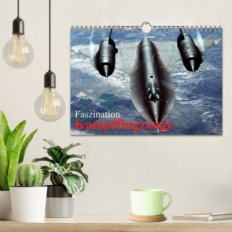 Produktbild: Faszination Kampfflugzeuge (Wandkalender 2026 DIN A4 quer), CALVENDO Monatskalender