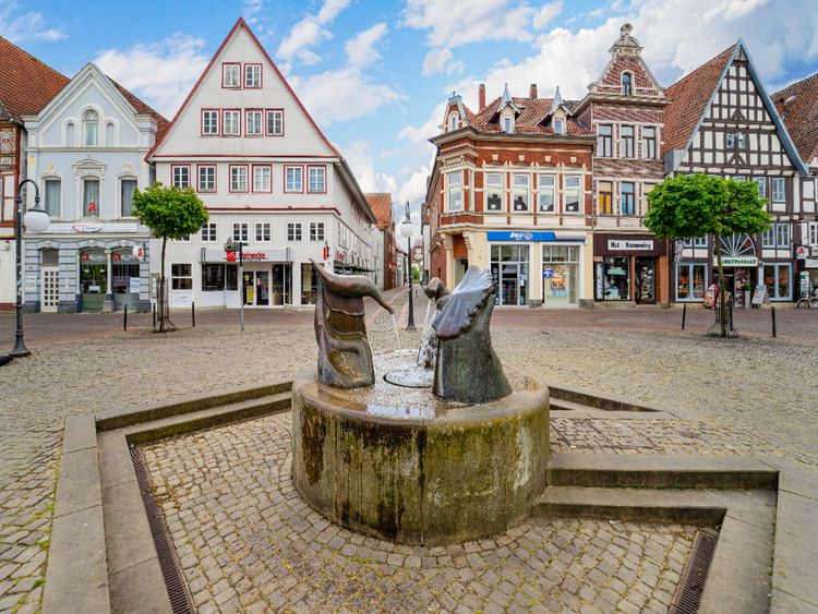Produktbild: CALVENDO Puzzle Ein Motiv aus dem Kalender Stadthagen Impressionen | 1000 Teile Lege-Gr&ouml;&szlig;e 64x48cm Foto-Puzzle f&uuml;r gl&uuml;ckliche Stunden