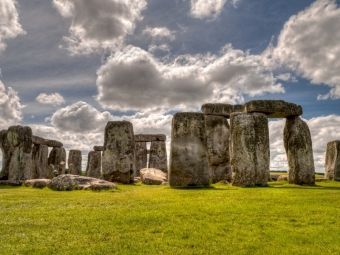 Produktbild: CALVENDO Puzzle Stonehenge | 1000 Teile Lege-Gr&ouml;&szlig;e 64x48cm Foto-Puzzle f&uuml;r gl&uuml;ckliche Stunden