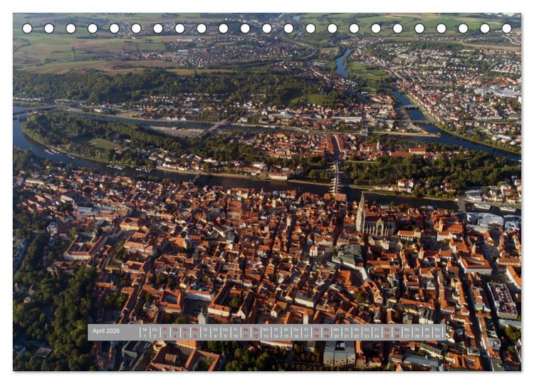 Produktbild: Regensburg Mittelalterliche Stadt mit Flair an der Donau (Tischkalender 2026 DIN A5 quer), CALVENDO Monatskalender