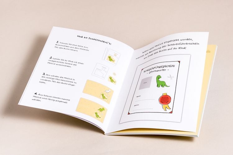 Produktbild: Mein kunterbuntes Ausschneidebuch - Dinosaurier. Schneiden, kleben, malen f&uuml;r Kinder ab 3 Jahren. Mit Scherenf&uuml;hrerschein