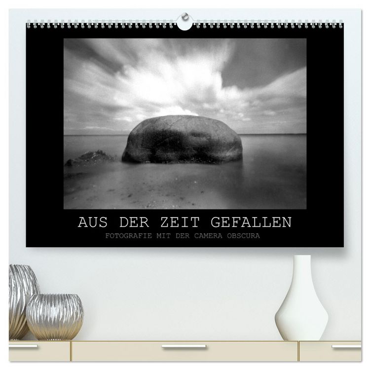 Produktbild: Aus der Zeit gefallen - Fotografie mit der Camera Obscura (hochwertiger Premium Wandkalender 2026 DIN A2 quer), Kunstdruck in Hochglanz