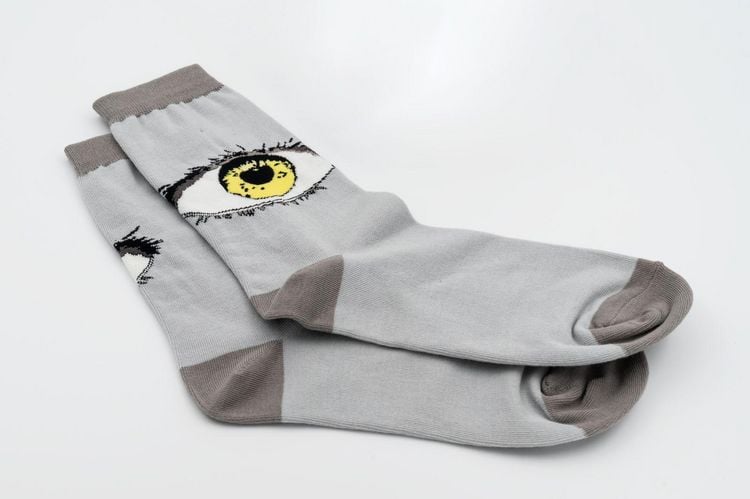 Produktbild: Sebastian Fitzek-Socken "Der Augensammler" Gr&ouml;&szlig;e 36-41