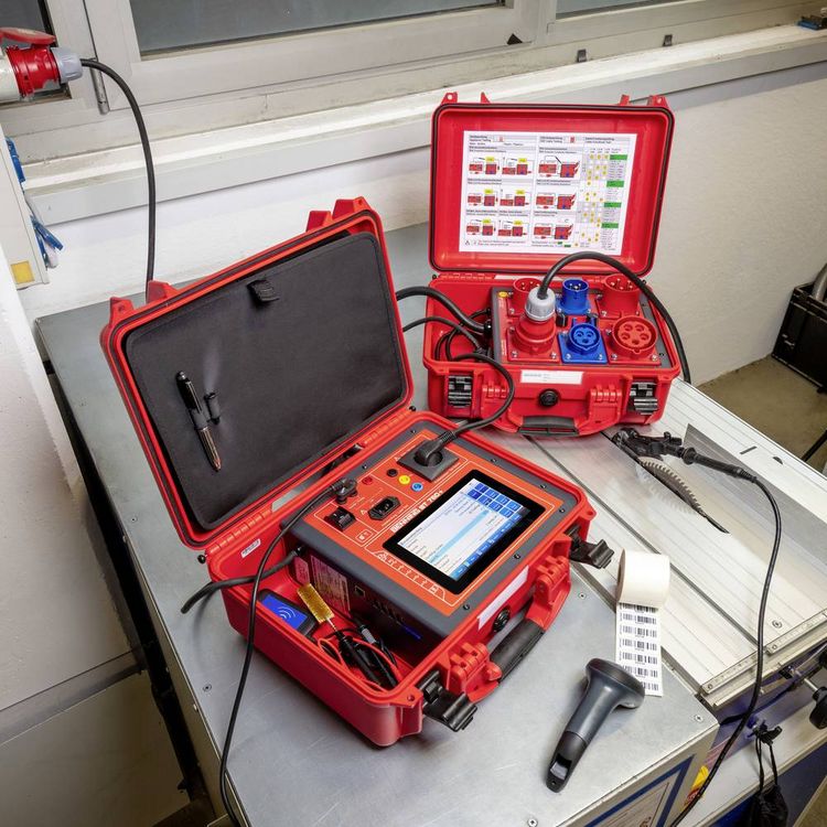 Produktbild: Benning ST 755+ Ger&auml;tetester