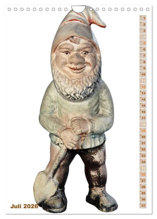 Produktbild: Gartenzwerge: Die rote Zipfelm&uuml;tze im Beet (Wandkalender 2026 DIN A4 hoch), CALVENDO Monatskalender