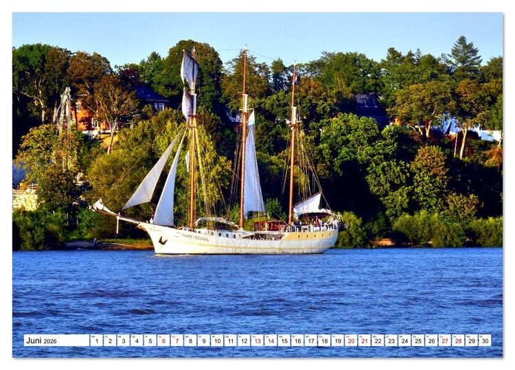 Produktbild: Unter Segeln auf der Elbe (Tischkalender 2026 DIN A5 quer), CALVENDO Monatskalender