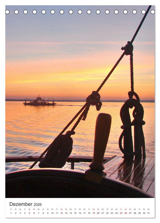 Produktbild: Unter wei&szlig;en Segeln - Mit einem Dreimaster auf der Ostsee (Tischkalender 2026 DIN A5 hoch), CALVENDO Monatskalender