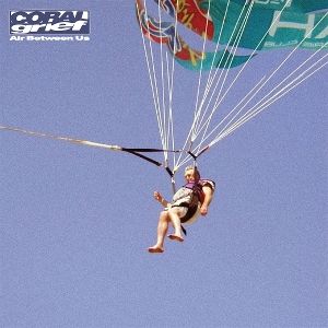 Produktbild: Air Between Us