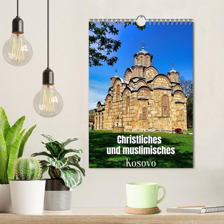 Produktbild: Christliches und muslimisches Kosovo (Wandkalender 2027 DIN A4 hoch), CALVENDO Monatskalender
