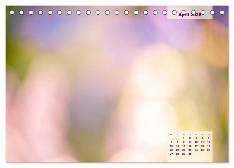 Produktbild: Meine Familie - mein Leben - die sch&ouml;nsten Momente - Bastelkalender (Tischkalender 2026 DIN A5 quer), CALVENDO Monatskalender
