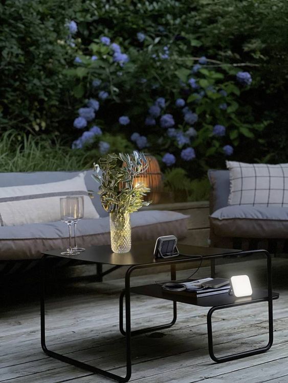 Produktbild: OSRAM HOMELIGHTING NIGHTLUX SOLAR 840 DIM USB Grey 4099854444517 Au&szlig;enwandleuchte 2. W Grau