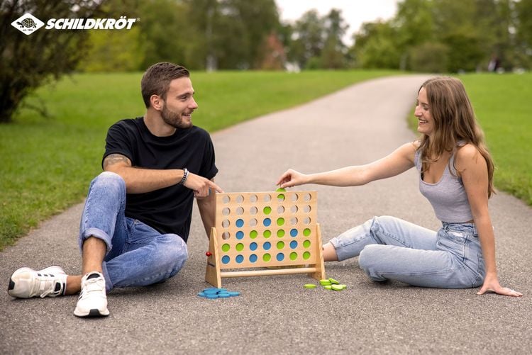 Produktbild: Schildkr&ouml;t 970316 - 4 Gewinnt (4 in a Row), XXL-Format, Holz