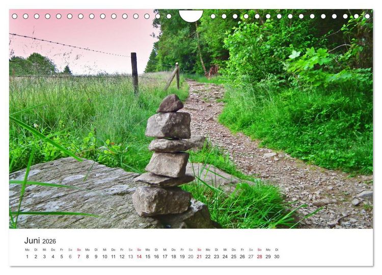 Produktbild: Wege durchs Jahr- Zitate begleiten auf romantisch sch&ouml;nen Wegen (Wandkalender 2026 DIN A4 quer), CALVENDO Monatskalender