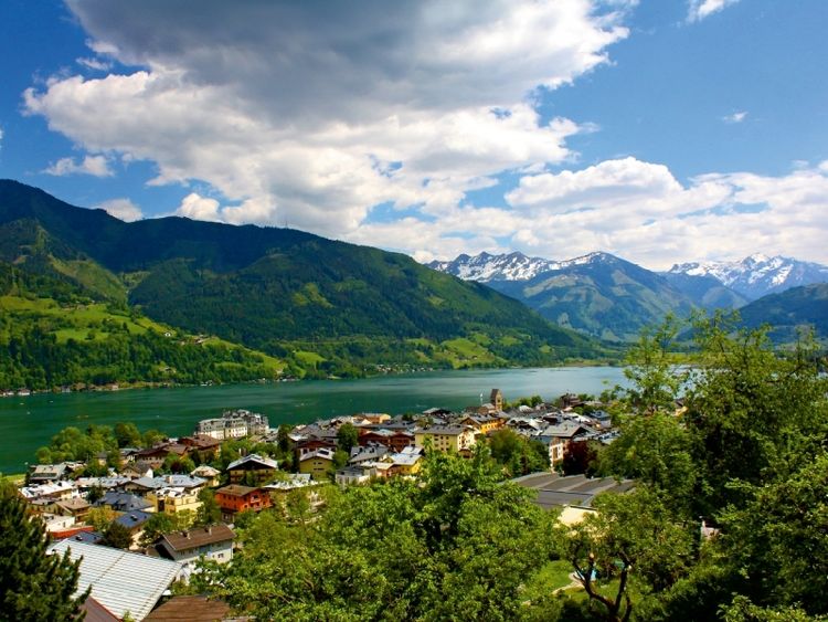 Produktbild: CALVENDO Puzzle &Uuml;ber den D&auml;chern von Zell am See 1000 Teile Puzzle quer | 1000 Teile Lege-Gr&ouml;&szlig;e 64 &times; 48 cm Foto-Puzzle f&uuml;r gl&uuml;ckliche Stunden