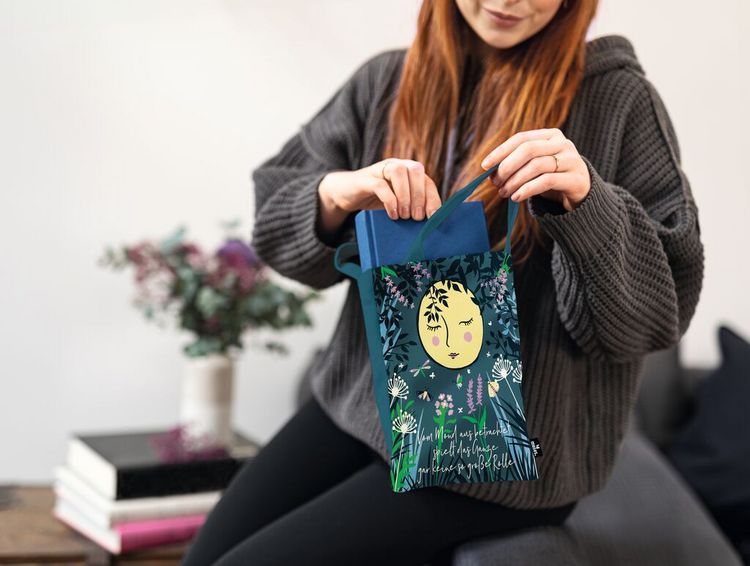 Produktbild: Basically it's magic Büchertasche Moon