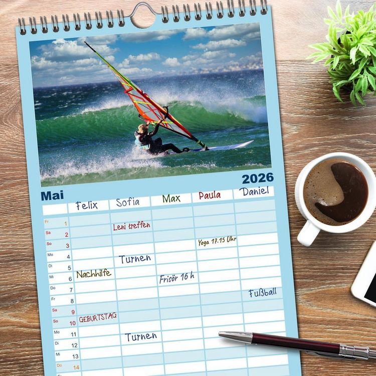 Produktbild: Familienplaner 2026 - Spektakul&auml;res Wellen- und Windsurfen mit 5 Spalten (Wandkalender, 21 x 45 cm) CALVENDO
